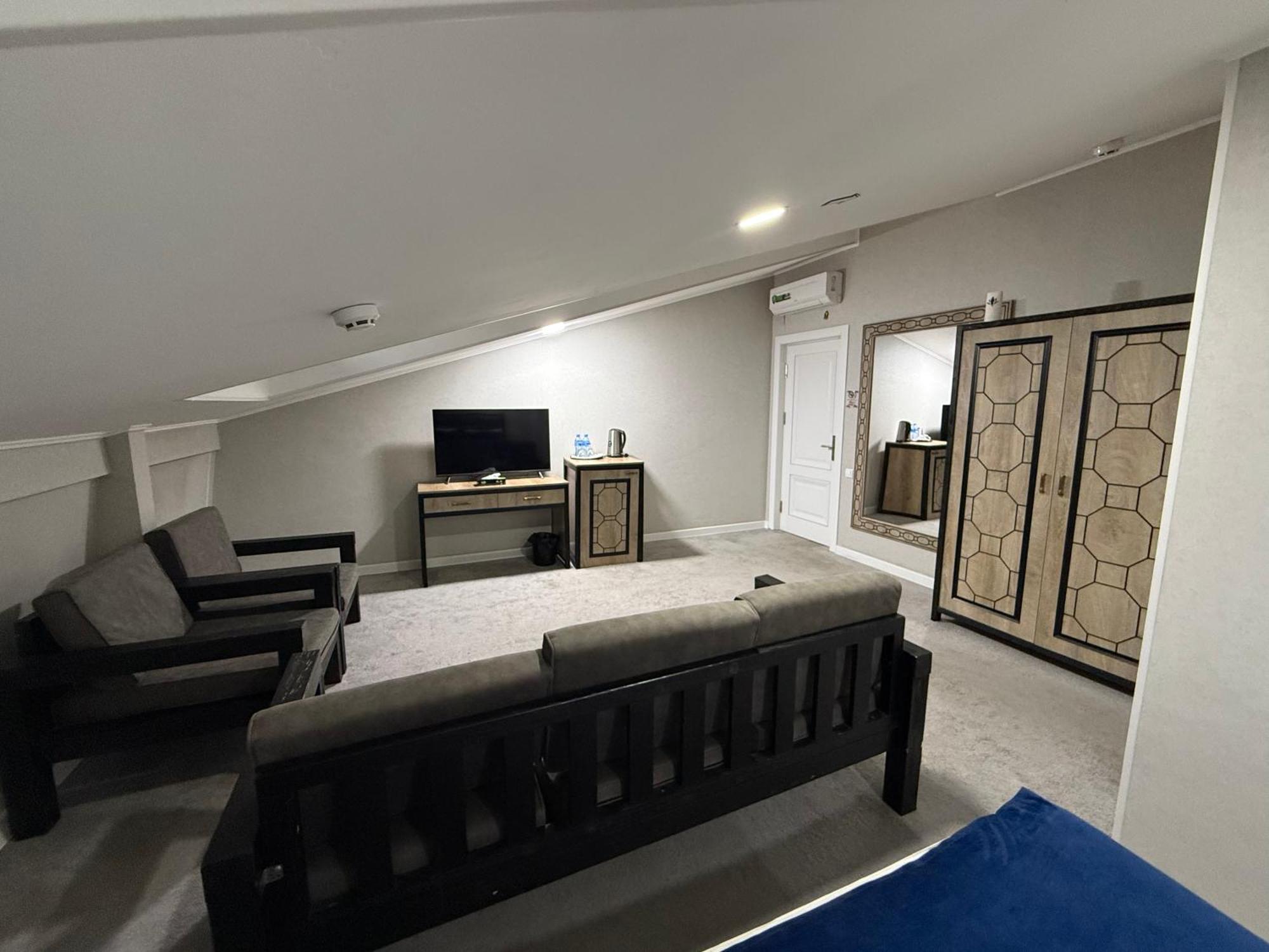 Merci Hotel Tashkent Exterior photo